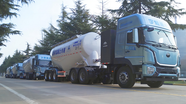 【發(fā)車新聞】邀雪稱慶，順問冬安！無懼嚴(yán)寒的“小白罐”暖心交付！