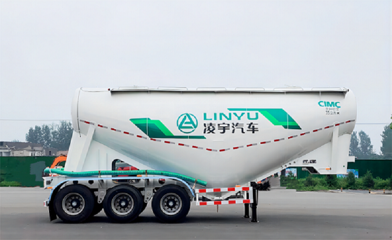 中集凌宇升級版干拌砂漿運輸半掛車所帶來的優(yōu)勢！