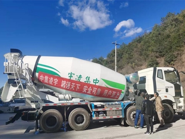 “罐”軍品質 載譽前行 | 凌宇國六法規(guī)版攪拌車巡展西南，掀起冬日風潮