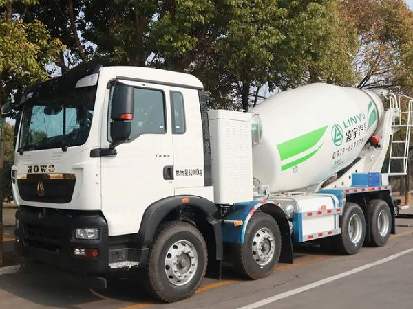 望“油”興嘆？別著急！凌宇電動(dòng)攪拌車了解一下！