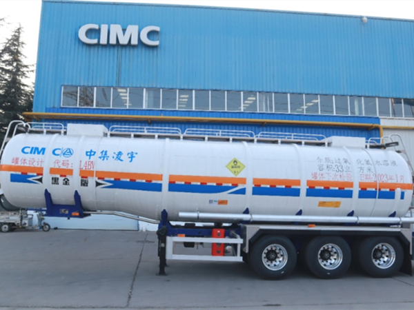 雙氧水運(yùn)輸怎么選？這款液罐告訴你答案！