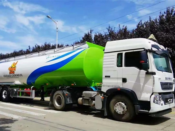 顏值實力雙在線，出口罐車很搶眼！